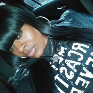 Meet your Posher, Danita